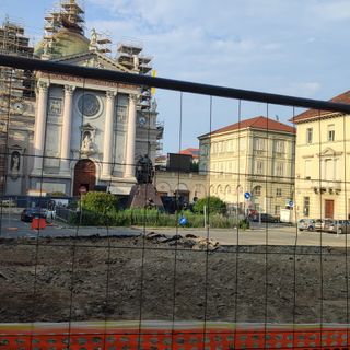 Torino, iniziati i lavori davanti alla basilica di Maria Ausiliatrice: la piazza sarà parzialmente pedonale