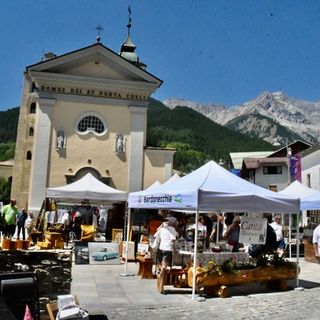 mercatino antiquariato