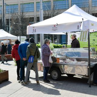 Dal 9 maggio il Mercato di Slow Food arriva in piazza Carlo Alberto