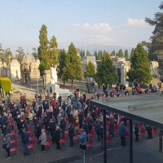 Commemorazione dei defunti 2020 contrassegnata da Covid e distanziamento