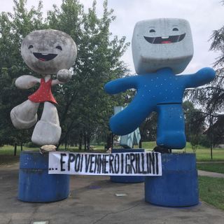 Fratelli d'Italia sulle Olimpiadi 2026: &quot;Neve e Glitz dicono 'E poi vennero i Grillini'&quot;