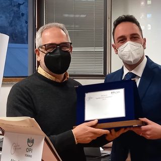 Il premio &quot;Mani che pensano&quot; al professor Valerio Dimonte