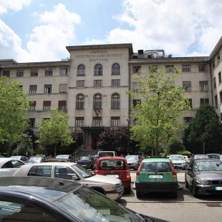 Una mamma scrive: &quot;I medici della Clinica del Sant'Anna hanno salvato due volte la mia bambina&quot;