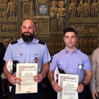 A Volpiano encomio solenne per gli agenti della municipale Piero Bessone e Matteo Dagnese