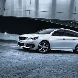 Peugeot 308, 100 mila unità vendute in Italia, oltre 1,5 milioni nel mondo