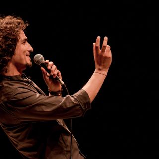All'Off Topic stasera in scena &quot;Egoistagram. Sono d'accordo con me&quot;