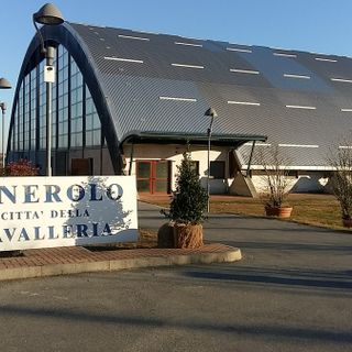 «È un progetto carente, con idee prese in prestito da altri»