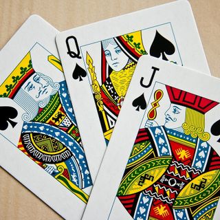 Promuovere il benessere mentale attraverso l'interazione con i giochi di carte