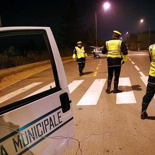 Notte di controlli della Polizia Municipale a Torino