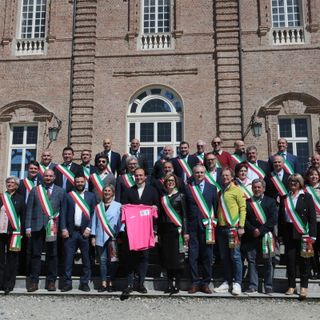 Il Piemonte si veste di rosa a un mese dal Giro: la corsa più amata partirà da Venaria