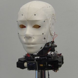 Domani, al Conservatorio, un robot musicista celebra Leonardo