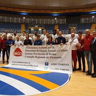 Reale Mutua Basket e Aido: un canestro per la donazione