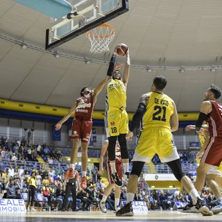 Reale Mutua Basket vs Monferrato