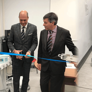 Un nuovo Riunito Cart per la Città della Salute: la donazione dei Rotary Club di Torino per i pazienti