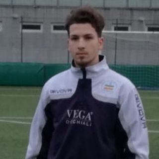 Nuovo ingresso nel Verbania a centrocampo: è Roberto Greco