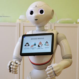Il Robot Pepper aiuta i ragazzi disabili