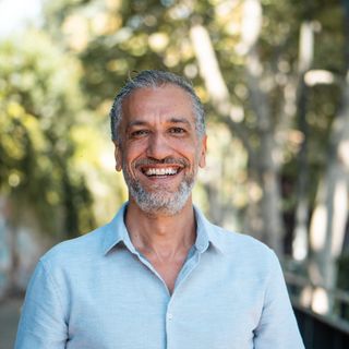 Sax Nicosia nuovo direttore del Baretti: &quot;Porterò sul palco il femminino e le regine del teatro italiano&quot; [VIDEO]