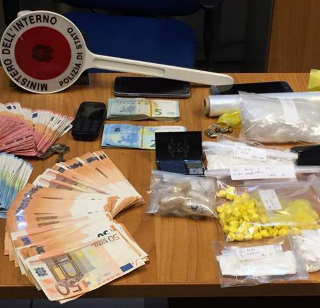 La Polizia arresta tre pusher a Barriera di Milano