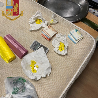 Quattro arresti e una denuncia per spaccio nel quartiere di Barriera di Milano