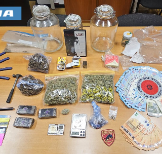 Nell'alloggio di Lucento quasi un chilo di sostanza stupefacente: giovane ai domiciliari per spaccio