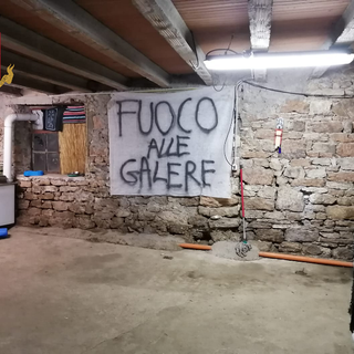 Anarchici: arrestato dalla Digos di Torino 40enne che fabbricava plichi esplosivi (VIDEO)