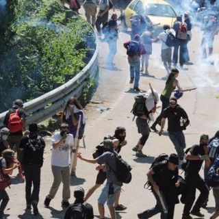 “Ha dato la propria solidarietà ai 38 condannati per gli scontri della Valle Susa? Adesso si dimetta!”