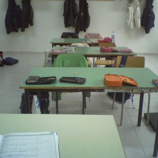 “Priorità alla scuola”: stasera si manifesta a Pinerolo