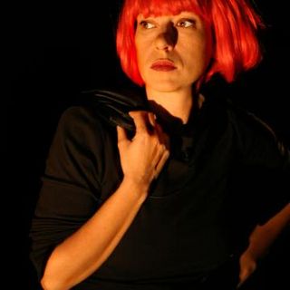 Giuliana Musso in scena al Cecchi Point giovedì 5 aprile
