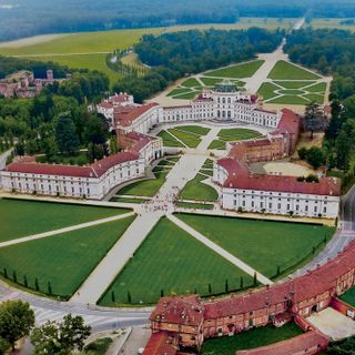 Nasce la prima guida del Parco Naturale di Stupinigi, con itinerari e focus per tutti i percorsi