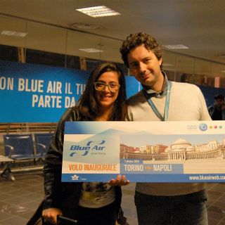 Blue Air inaugura il nuovo collegamento aereo tra le città di Torino e Napoli