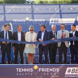 Tennis &amp; Friends taglio del nastro