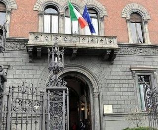 Contrasse epatite C dopo trasfusione: maxi risarcimento di 800mila euro ai figli