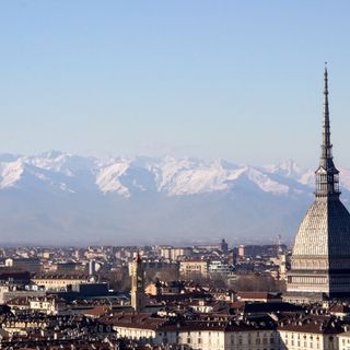 A Torino il mattone torna ad essere un affare: nel 2017 prezzi in calo ma compravendite in crescita di quasi il 5%