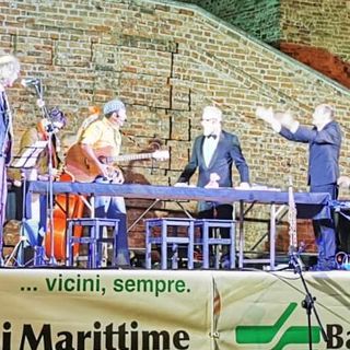 Banca Alpi Marittime, serata di divertimento e spettacolo con la Banda Osiris e i Trelilu in &quot;Piemonte Carlo&quot;