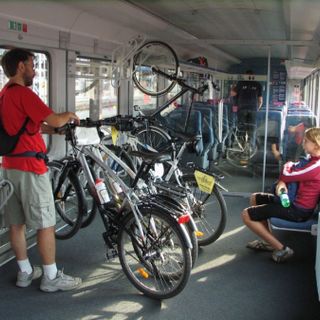 I  5 Stelle: “Treno-Bici, Trenitalia non si metta di traverso”