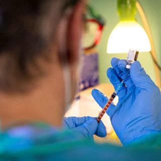 Vaccini, Valle (Pd): &quot;Si va avanti con gli annunci, ma si resta indietro sui fondamentali&quot;