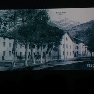 L'architetto Valerio Tonini incanta illustrando la storia moderna di Bardonecchia