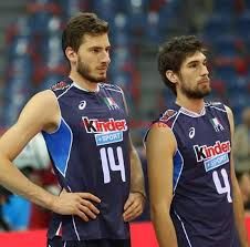 A Torino i campioni del volley Piano e Vettori per presentare la collaborazione fra Altromercato e “Brodo di becchi”