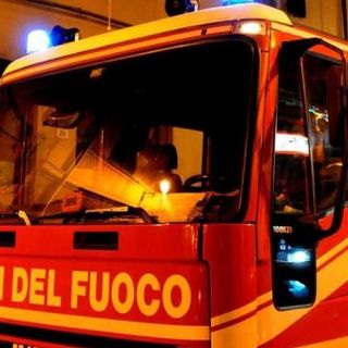 Espolode bombola nella cucina di un appartamento, in salvo anziana di Rivoli