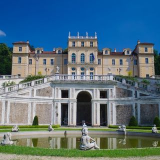 Fino a domenica appuntamento con la mostra &quot;Mira vitium natura&quot; a Villa della Regina