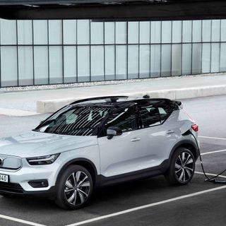 Volvo Cars colloca con successo il suo primo green bond, raccogliendo 500 milioni di euro