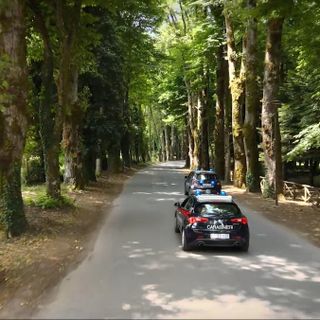 Omicidi, estorsione e droga: blitz dei carabinieri, 14 gli arresti