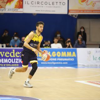 giocatore di basket della Reale Mutua