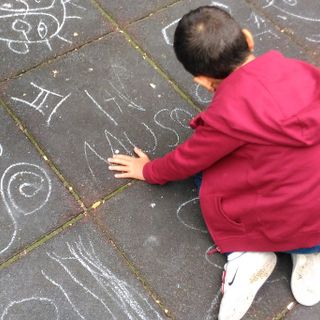 Aurora, i bambini disegnano al Giardino Alimonda