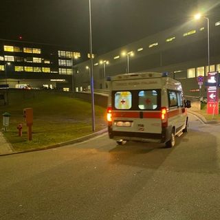 Brutto incidente a Biella, uomo di 78 anni investe una 30enne di Ivrea