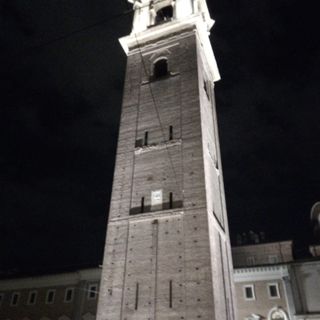 Una sorprendente novità a fianco del Duomo di Torino: l’AperiTorre