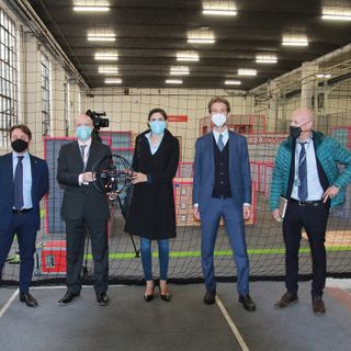 &quot;Reshoring&quot;, Torino si fa bella per riportare &quot;a casa&quot; le migliori aziende da oltre confine. E parte da droni e guida urbana