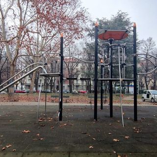 area giochi piazza sassari torino