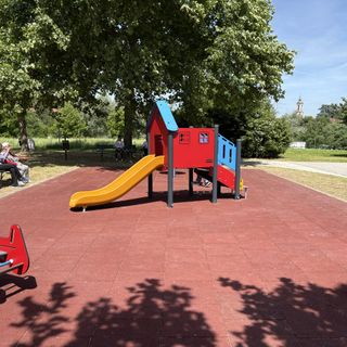 Un giardino per Papa Francesco…che strizza l’occhio al parco Calabria