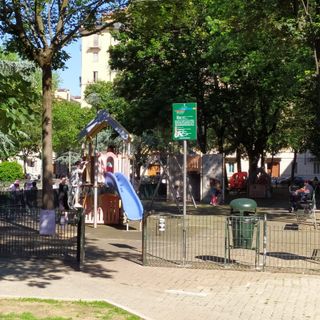 Bambini e ragazzi si riprendono gli spazi verdi: scatta &quot;l'invasione&quot; alle aree gioco ancora chiuse [FOTO E VIDEO]